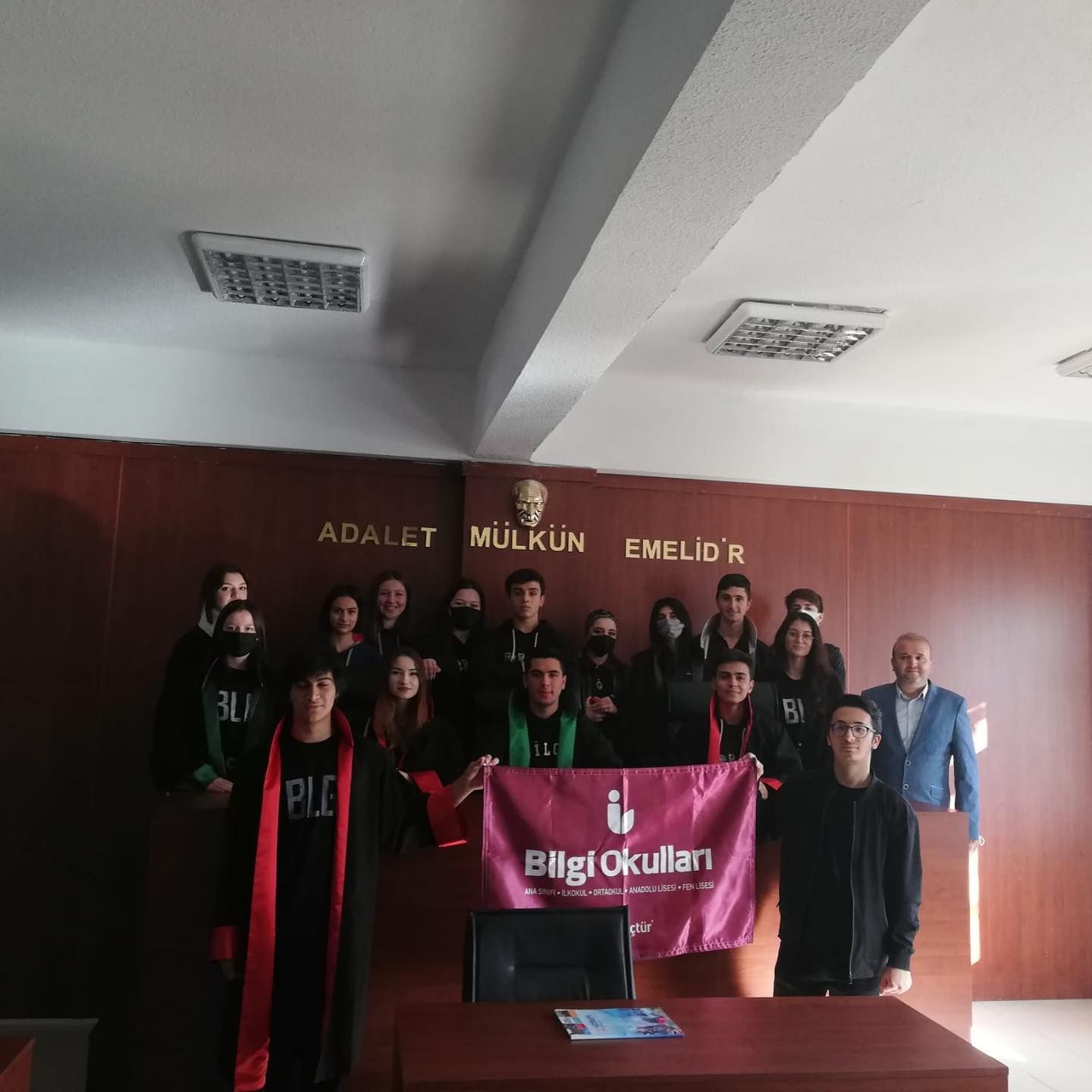 Okulumuz 12 Eit Arlk snf rencilerimiz ile Ondokuz Mays niversitesi Ali Fuat Bagil Hukuk Fakltesini ziyaret ettik. 